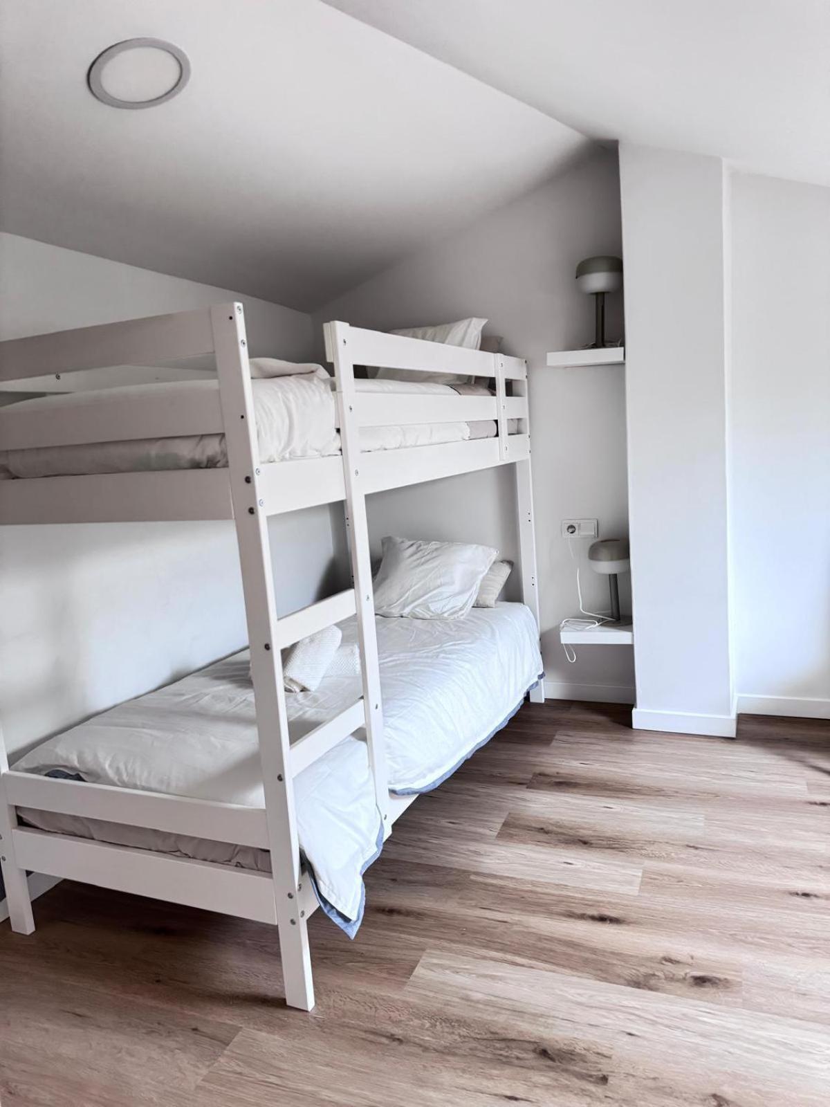 Apartamentos Lavandeira By Bebalmy Viveiro Eksteriør billede